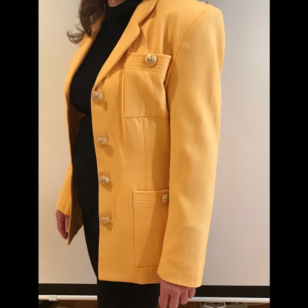🔥🔥Vintage Vertigo Paris Yellow  Blazer !
